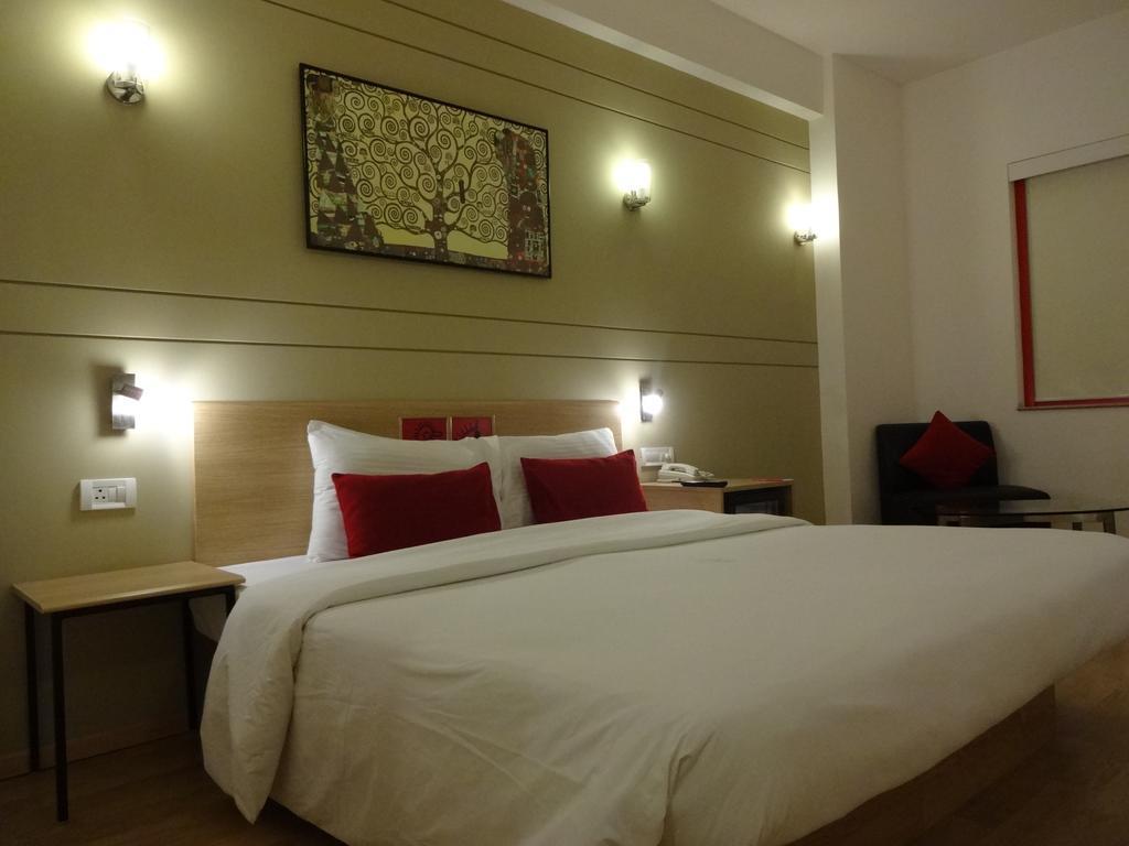 Red Fox Hotel, Hitech City, Hajdarabad Zewnętrze zdjęcie